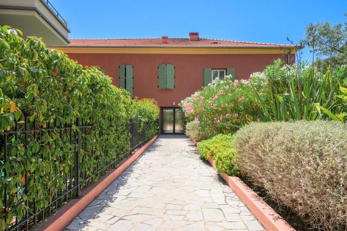 Le Coq Wagner - Garage - Swimming Pool Apartment Menton Luaran gambar